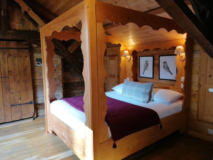 Bedroom 4, Les Pipistrelles, Savoie