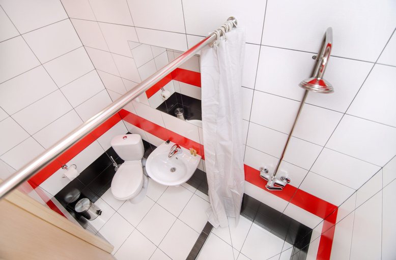 Bathroom 3, Urban Hotel, Pustomytivs'kyi
