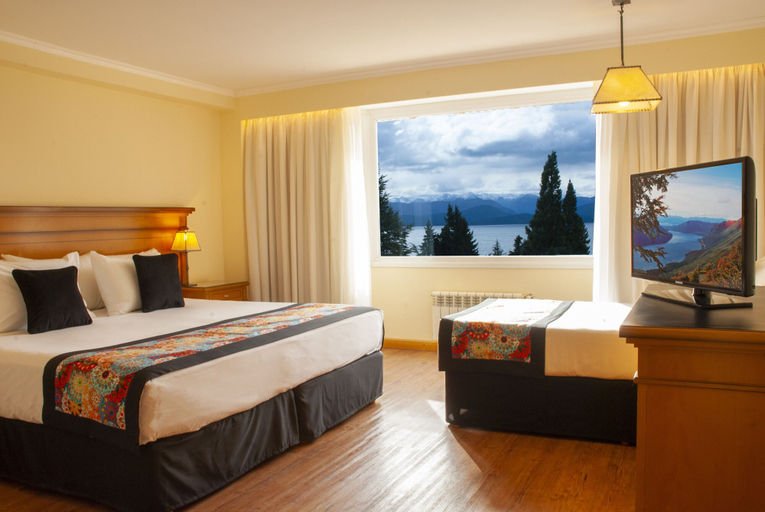 Bedroom 3, Huinid Bustillo Hotel & Spa, Bariloche