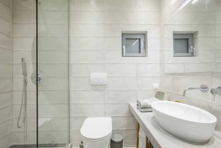 Bathroom, Alterra Vita City Apartment, Central Macedonia