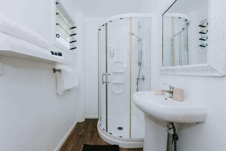 Bathroom 5, The Passage Villas, Rorotonga