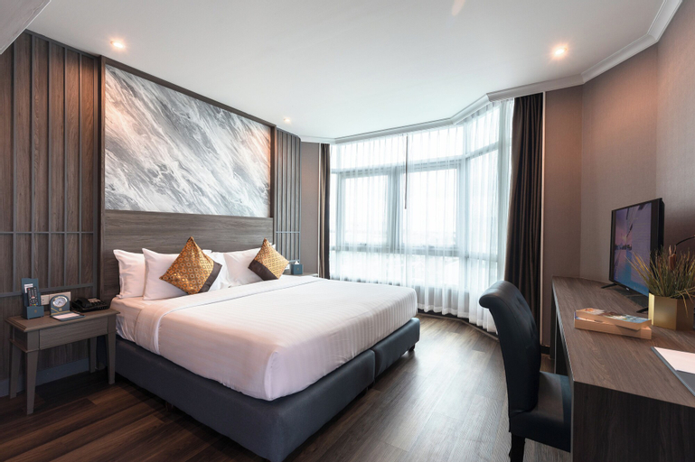 Bedroom 23