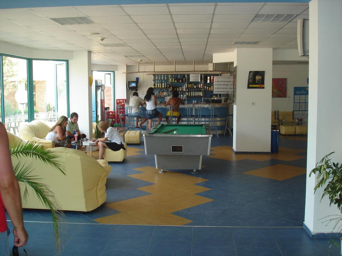 Public Area, Delfin, Nesebar