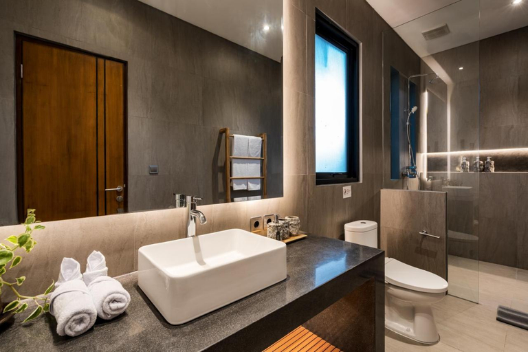 Bathroom 3, Villa Wellness Paradise by BaliSuperHost, Gianyar