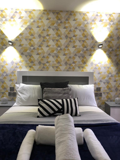 Bedroom 2, Luxury Central Self Contained Flat by CozyNest, Reading