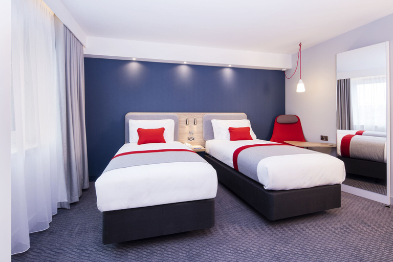 Bedroom 4, Holiday Inn Express WIGAN, Wigan