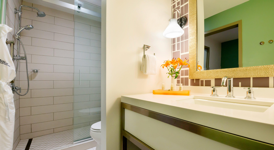 Bathroom 23