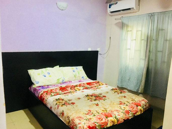 Bedroom 2, Cossy Hotel & Suite, IkaSouth