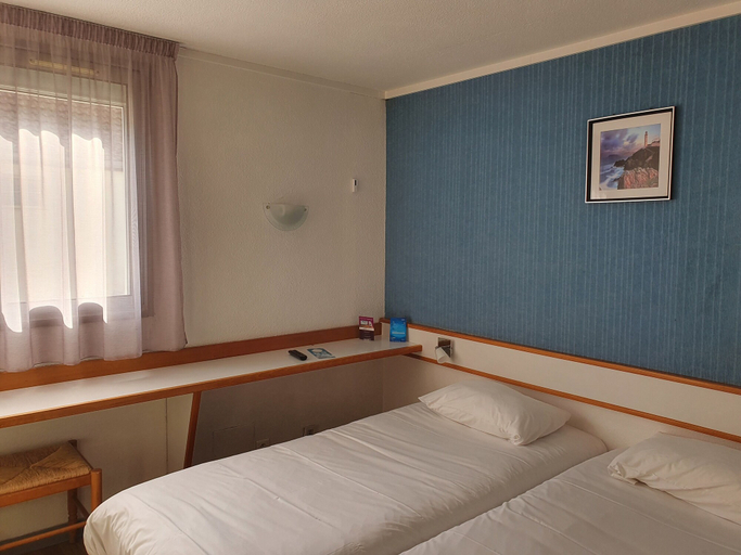Bedroom 3, Hotel Château-Thierry Centre, Aisne