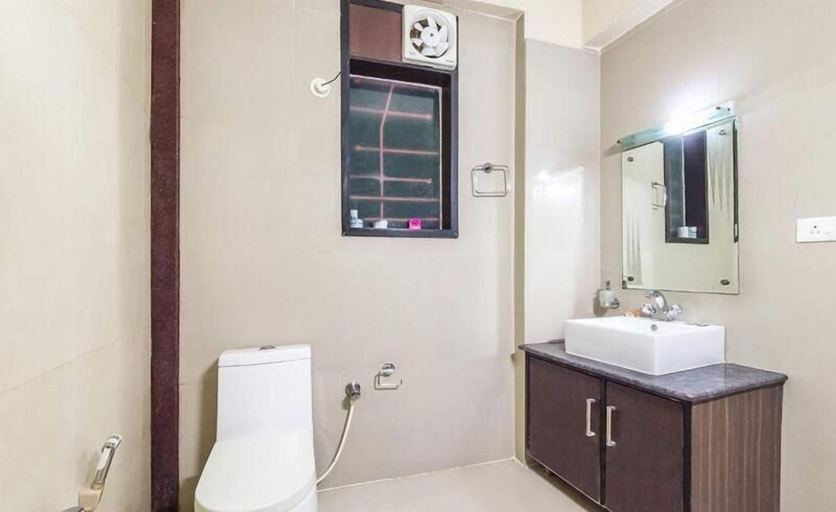 Bathroom 4, Sai Maa Hotel and Residency, Anantapur