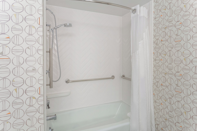 Bathroom 5, Holiday Inn Rockford(I-90&Rt 20/State St) by IHG, Winnebago