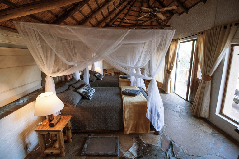 Bedroom 2, Huab Lodge, Kamanjab
