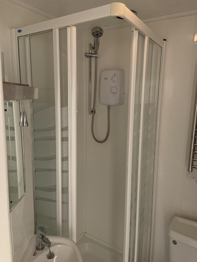 Bathroom 3, The Halfway House Pub and Kitchen, Cornwall