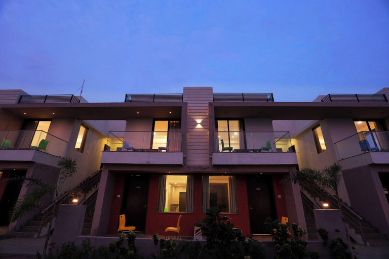Exterior & Views 2, Leena Resort, Narmada