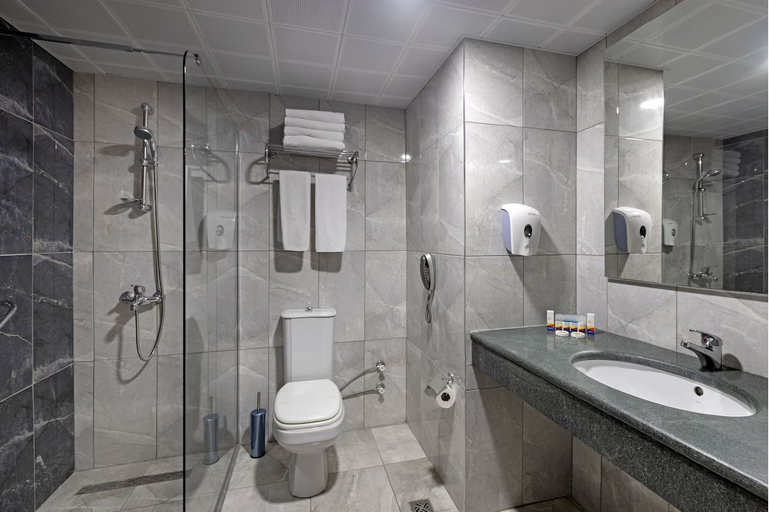 Bathroom 5, Prestige Alanya, Alanya
