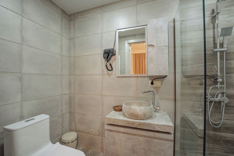 Bathroom 4, Kera Rooms, Telavi