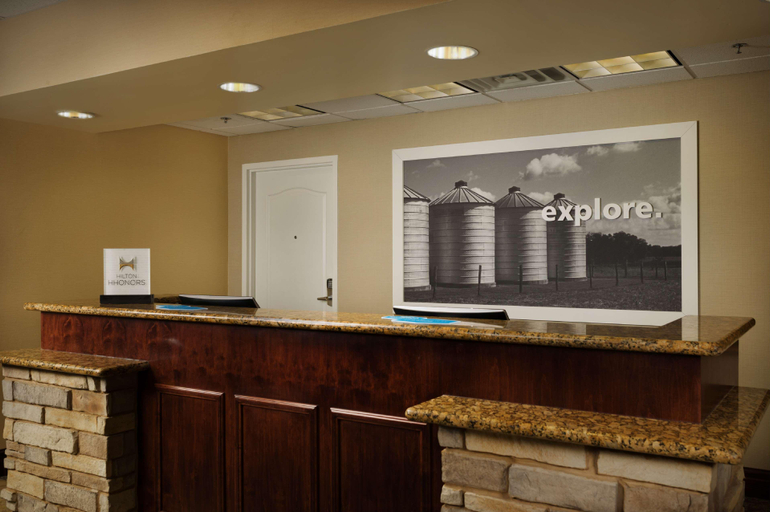 Exterior & Views 2, Hampton Inn & Suites Altus, Jackson