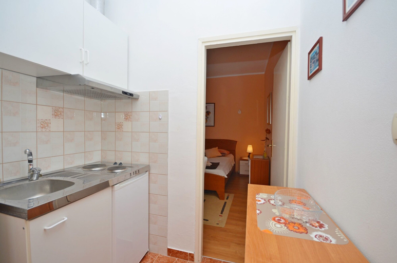 Others 4, Apartments and Room Zinka, Vodice