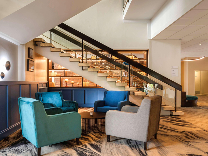 Public Area, Mercure Bedford Centre Hotel, Bedfordshire