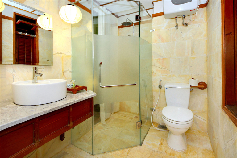 Bathroom 3, Thanh Van 1 Hotel, Da Nang