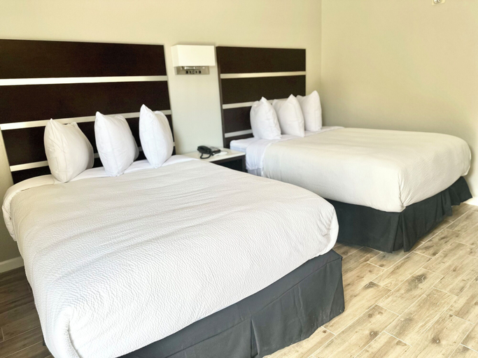 Bedroom 4, Americas Best Value Inn Arlington, Arlington