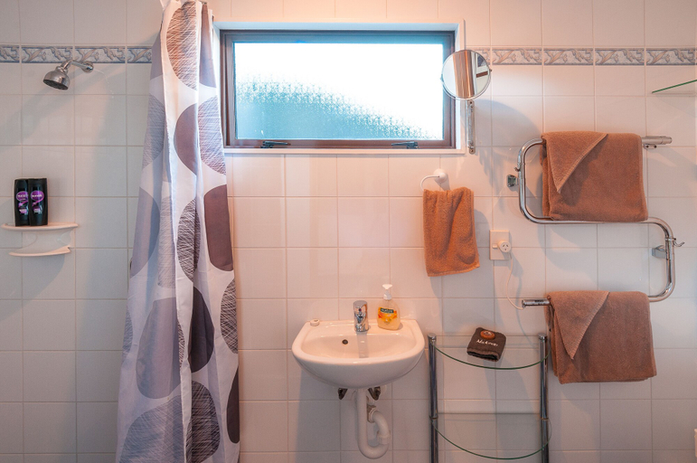 Bathroom 3, Coronet View, Queenstown-Lakes