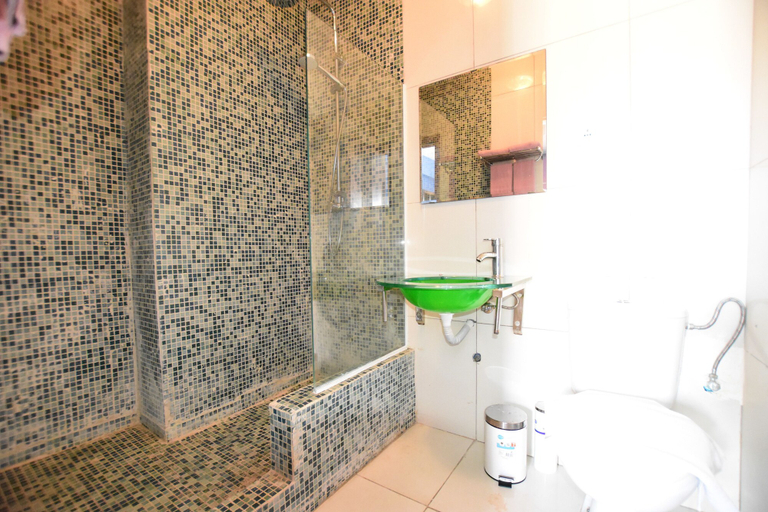 Bathroom 3, Hotel Aquamarina Suites THe Senses Collection