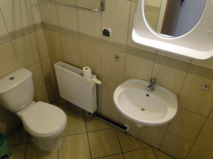 Bathroom 3, Willa Azalia, Kłodzko