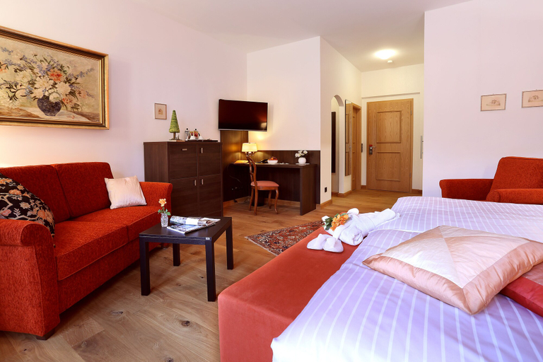 Bedroom 3, Schloß Schönberg, Vogtlandkreis