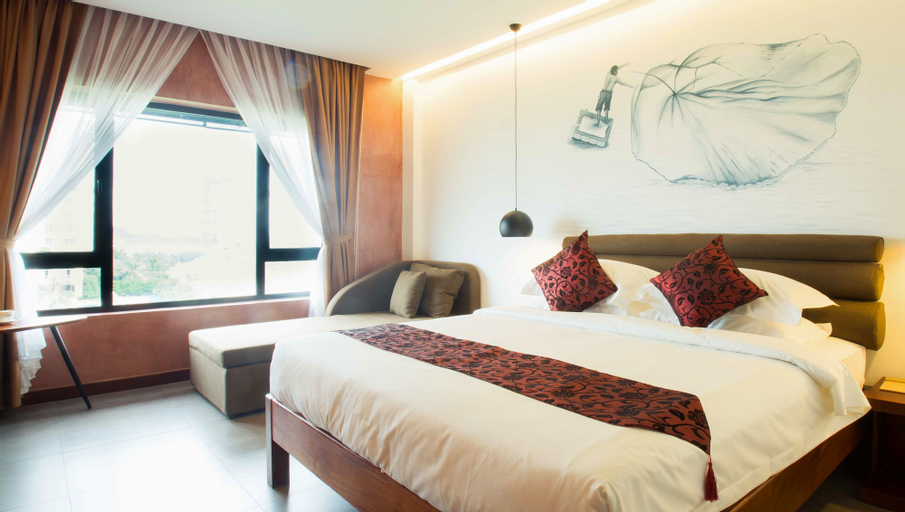 Bedroom 13