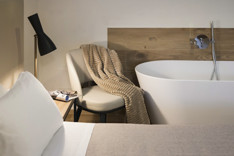 Others 5, Botrona B&B, Grosseto