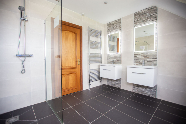 Bathroom 3, Manor House, Lisburn and Castlereagh