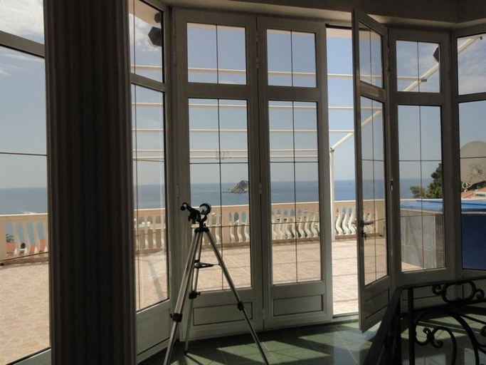 Others 4, Petrovac Villa With Pool