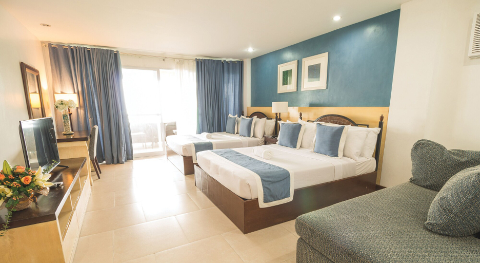 Bedroom 2, Estancia Resort Hotel, Tagaytay City