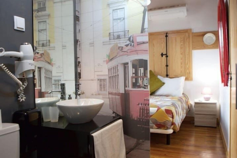 Bathroom 4, São Jorge Apartments Suítes, Lisbon