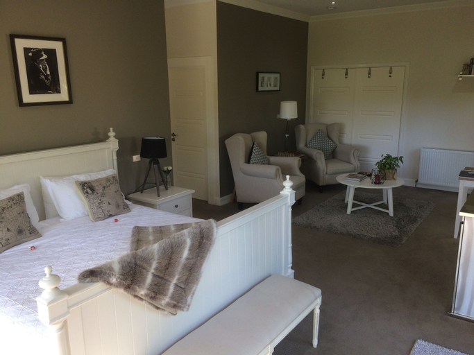 Bedroom 16