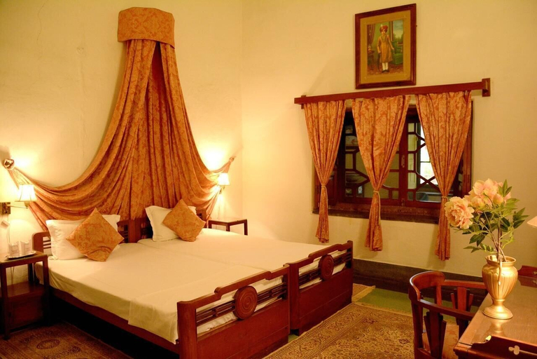 Bedroom 3, Bhanwar Vilas Palace, Karauli