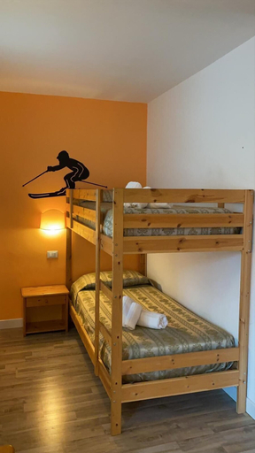 Bedroom 2, Hotel Saisera, Udine