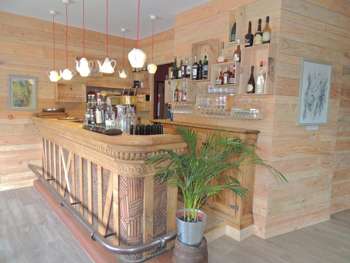 Food & Drinks 4, Hotel Restaurant Du Montligeon, Orne