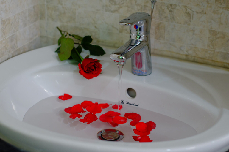 Bathroom 9