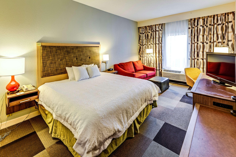 Bedroom 4, Hampton Inn Columbus I-70E Hamilton Rd., Franklin