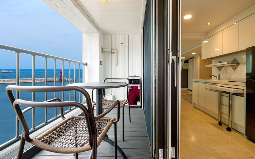 Others 5, Sun Valley Pension, Yangyang