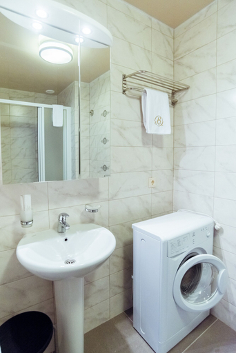 Bathroom 4, Apartments Vysotsky, Ekaterinburg gorsovet