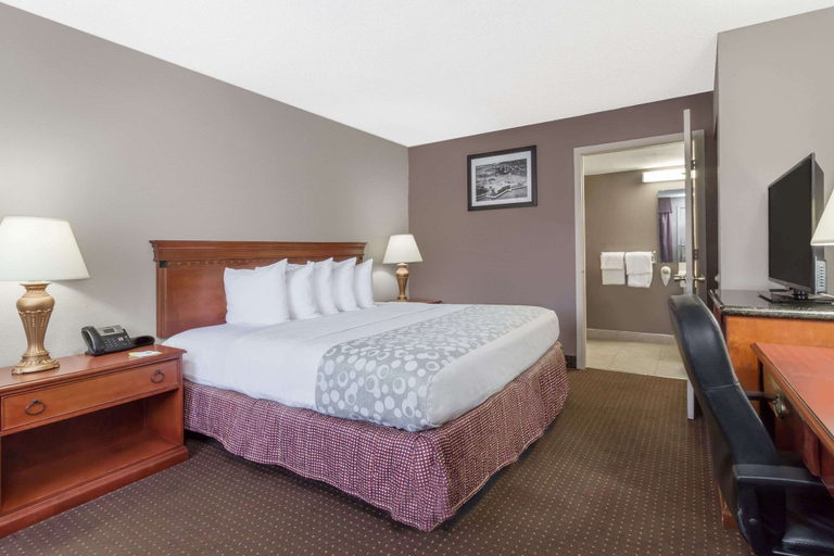 Bedroom 3, Days Inn by Wyndham St Augustine/Historic Downtown, Saint Johns