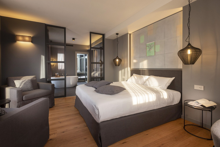 Bedroom 2, Agriturismo Speziale Wine resort, Cuneo