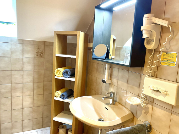 Bathroom 3, Pension Thermenland, Hartberg-Fürstenfeld