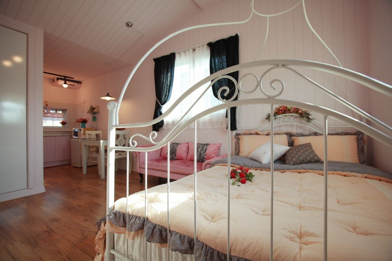 Bedroom 3, Edelweiss Pension, Pyeongchang
