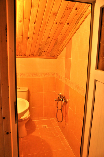 Bathroom 5, Yaren Otel, Çaykara