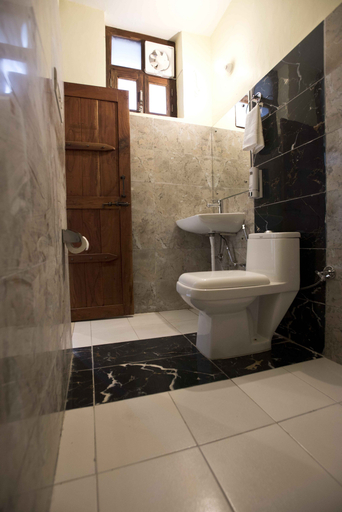 Bathroom, Corbett Riviera, Garhwal