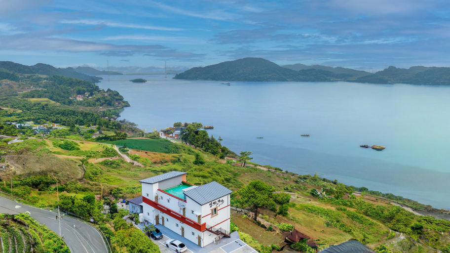 Others 1, Yeosu byeol heneun bada pension, Yeosu